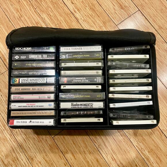 Vintage Cassette Tape Carrying Case + 60 Cassette Tapes - Picture 2 of 5